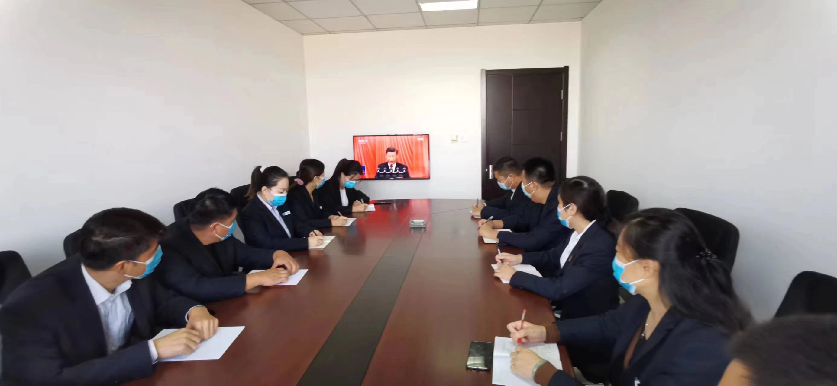 C:\Users\86183\Desktop\学习二十大.jpg C:\Users\86183\Desktop\学习二十大.jpg