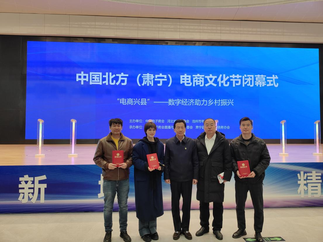 C:\Users\86183\Desktop\图片1.png C:\Users\86183\Desktop\图片1.png