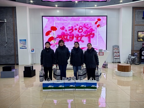 E:\禄发稿件\2025年\服务区\雄安荣乌片区开展“情暖三八,共绽芳华”女职工专属活动\91f0608243d9c586c5a41f4e60f41a3 - 副本.jpg E:\禄发稿件\2025年\服务区\雄安荣乌片区开展“情暖三八,共绽芳华”女职工专属活动\91f0608243d9c586c5a41f4e60f41a3 - 副本.jpg